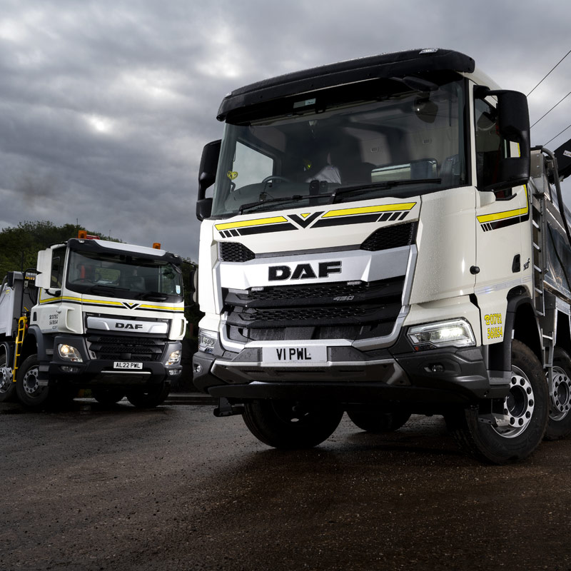 8 Wheel Tipper Truck Hire Stoke on Trent Potteries Waste Newcastle